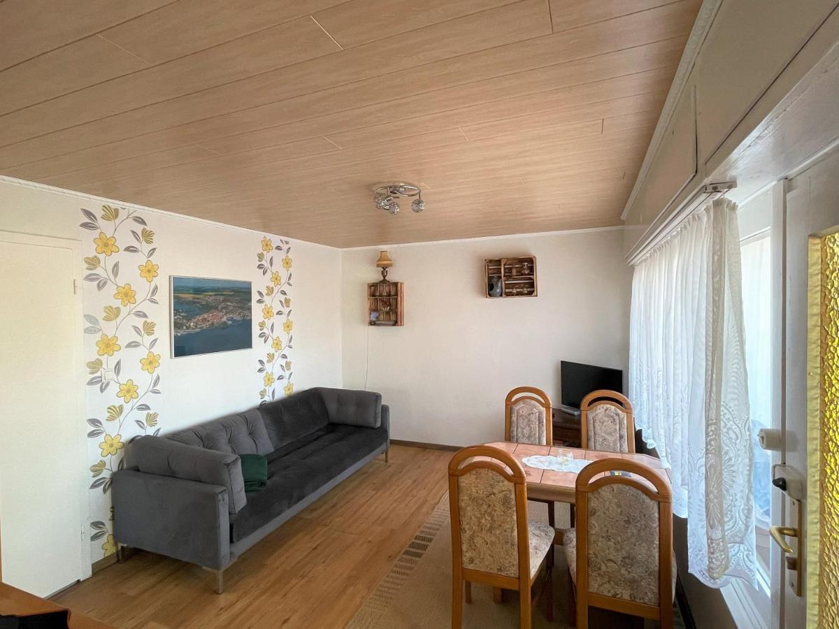 Gemuetlicher Bungalow An Der Mecklenburgischen Seenplatte Jabel Exterior foto
